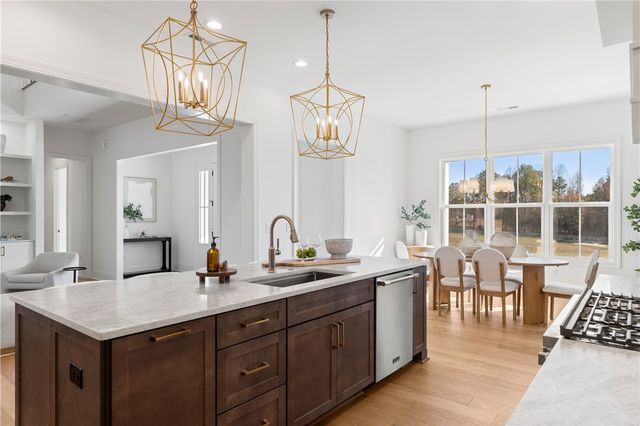 245 W Chapman Road, Belton, SC 29627