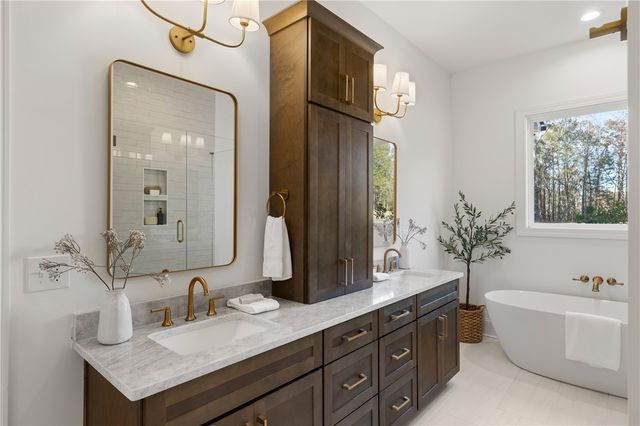 245 W Chapman Road, Belton, SC 29627