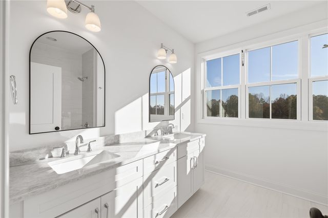 245 W Chapman Road, Belton, SC 29627