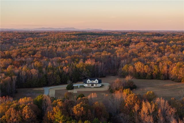 245 W Chapman Road, Belton, SC 29627