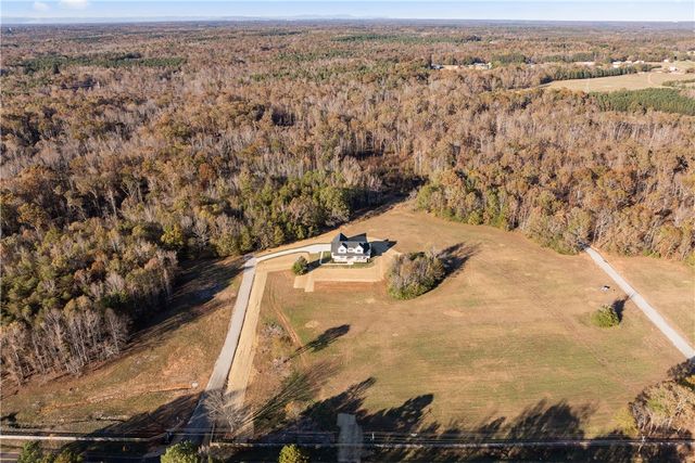 245 W Chapman Road, Belton, SC 29627