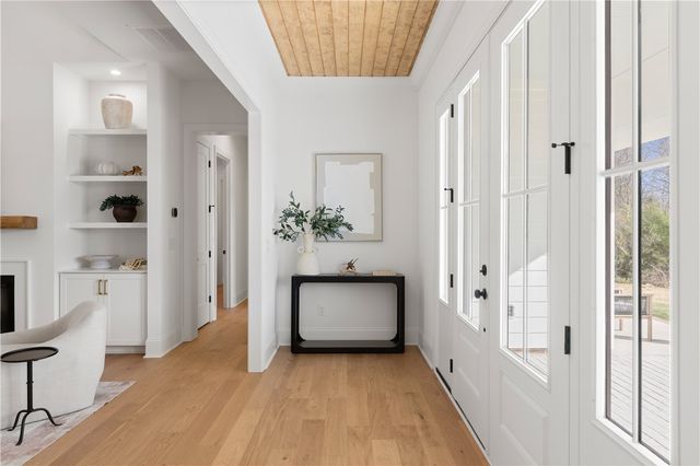 245 W Chapman Road, Belton, SC 29627