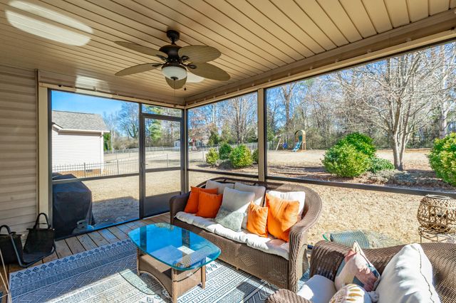 958 Dodie Drive, Chattanooga, TN 37421