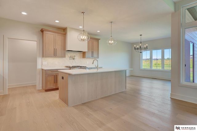 3600 Tree Line Drive, Lincoln, NE 68516