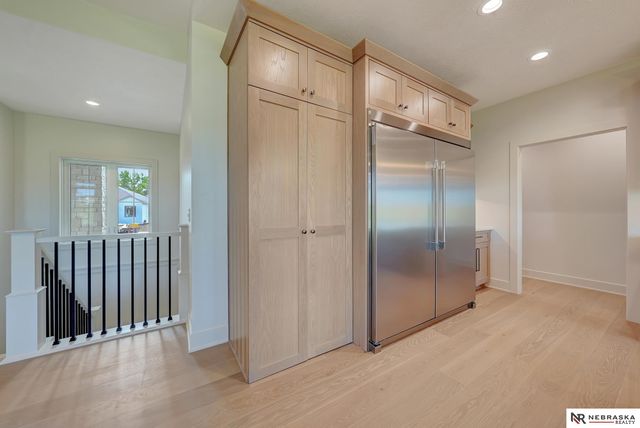 3600 Tree Line Drive, Lincoln, NE 68516