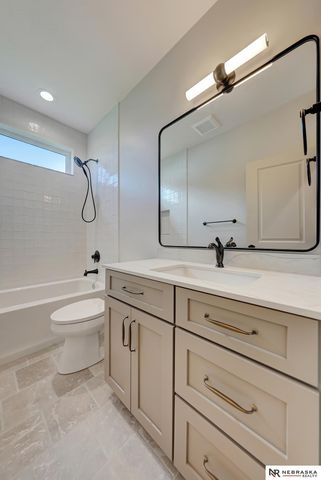 3600 Tree Line Drive, Lincoln, NE 68516