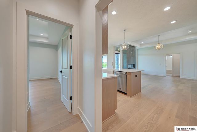 3600 Tree Line Drive, Lincoln, NE 68516