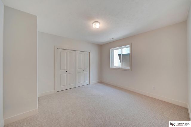 3600 Tree Line Drive, Lincoln, NE 68516