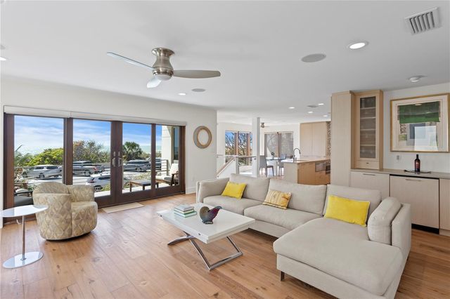 2003 GULF WAY, St Pete Beach, FL 33706