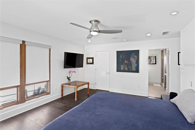 2003 GULF WAY, St Pete Beach, FL 33706