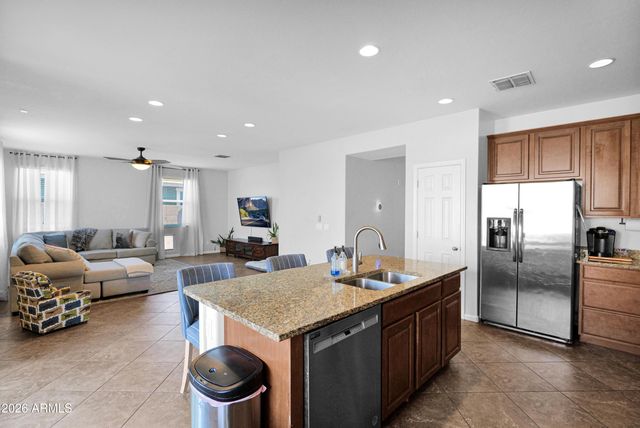 7552 E ONZA Avenue, Mesa, AZ 85212