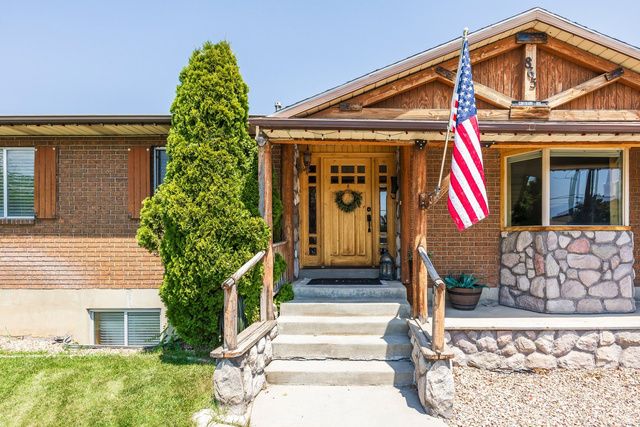 865 E CANYON RD, Spanish Fork, UT 84660