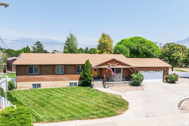 865 E CANYON RD, Spanish Fork, UT 84660