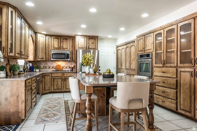 865 E CANYON RD, Spanish Fork, UT 84660