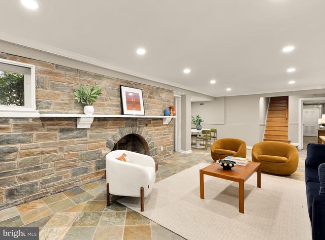4335 BLAGDEN AVE NW, Washington, DC 20011