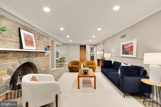 4335 BLAGDEN AVE NW, Washington, DC 20011