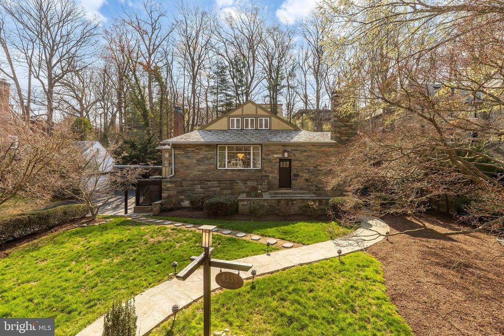 4335 BLAGDEN AVE NW, Washington, DC 20011