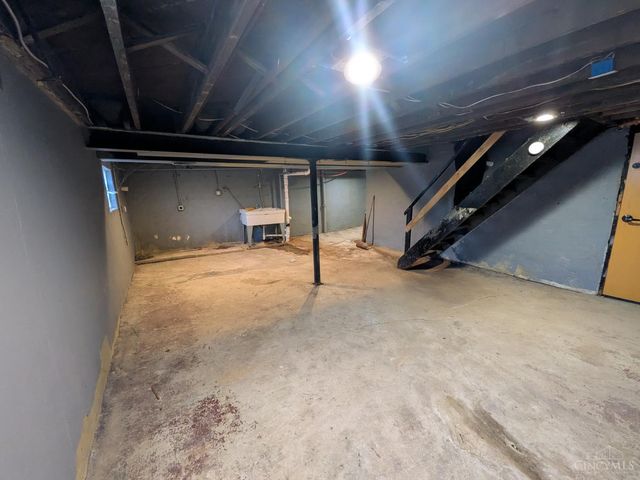 2167 Westwood Northern Boulevard, Cincinnati, OH 45225