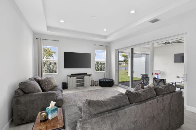 15234 Wildwood Circle, The Acreage, FL 33470