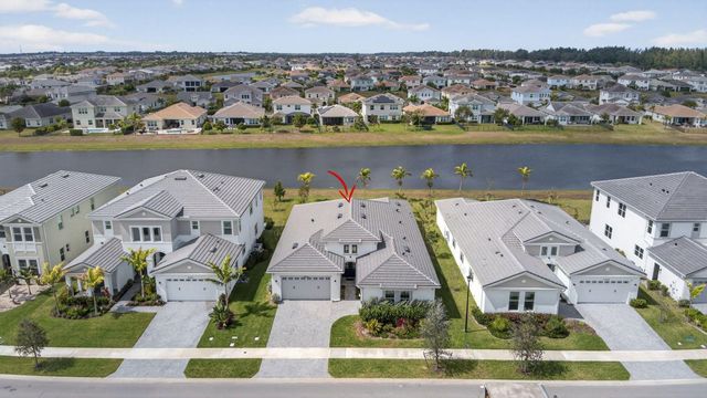 15234 Wildwood Circle, The Acreage, FL 33470