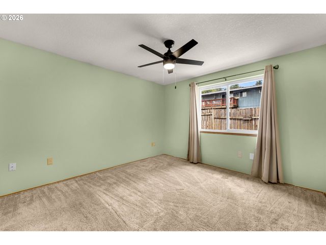 455 Nw 15TH Ave, Camas, WA 98607