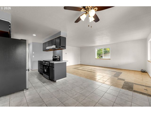 455 Nw 15TH Ave, Camas, WA 98607