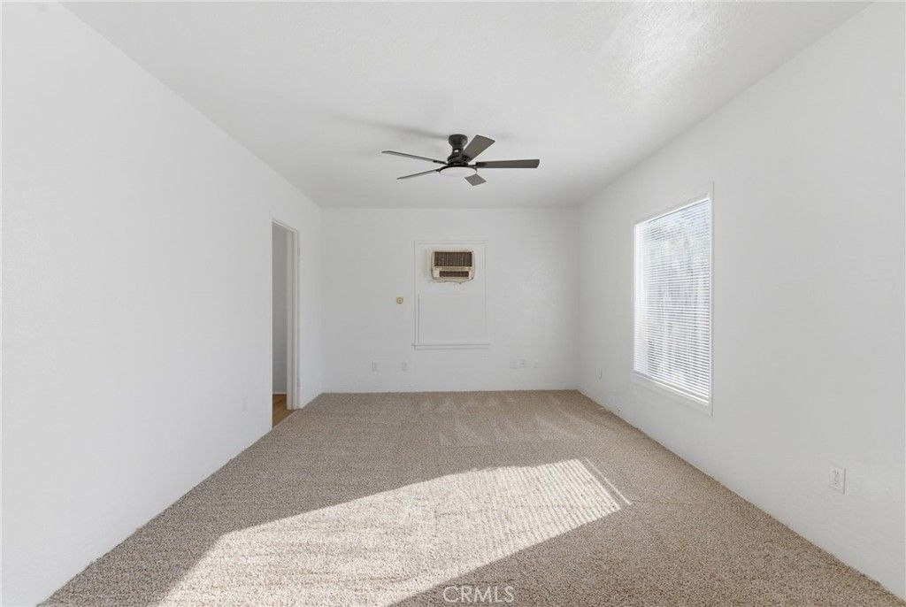 Image 7 of property listing at 1600 Hurrle, Bakersfield, CA 93308