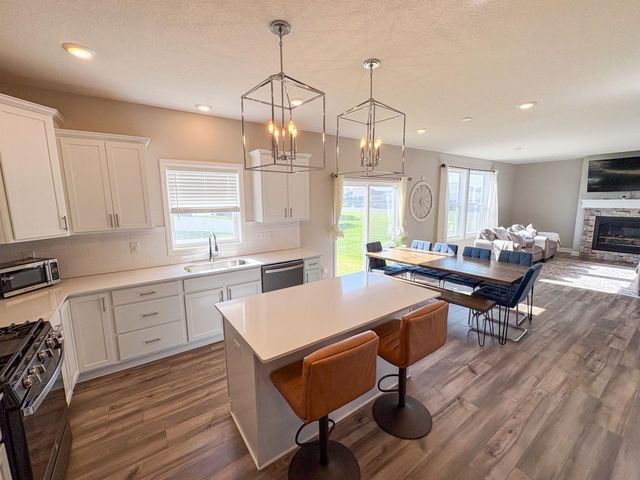 2777 Downing Avenue, Shakopee, MN 55379
