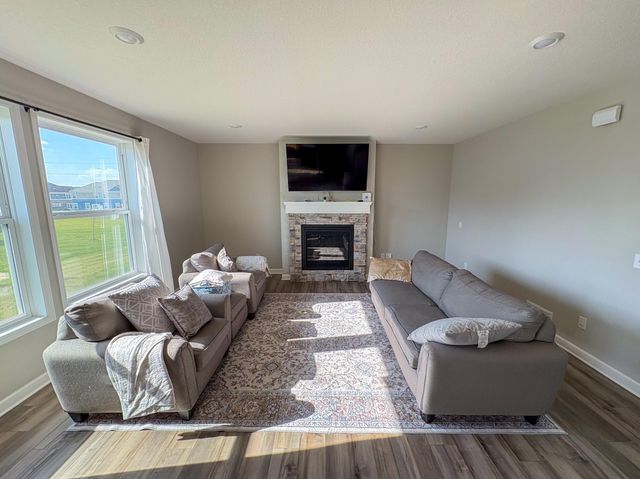 2777 Downing Avenue, Shakopee, MN 55379