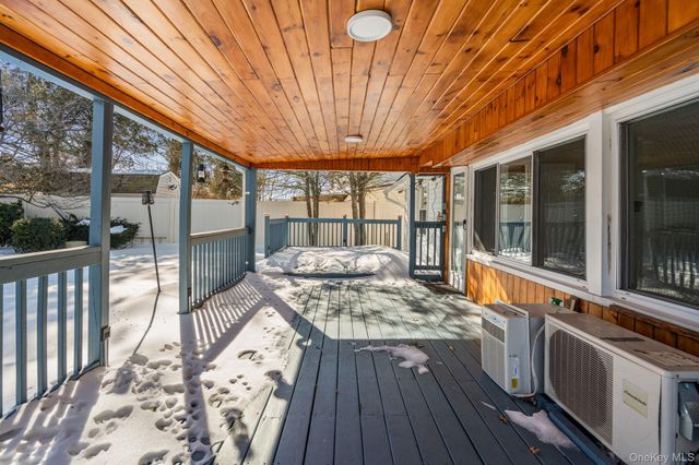 51 Shepherd Lane, Levittown, NY 11756