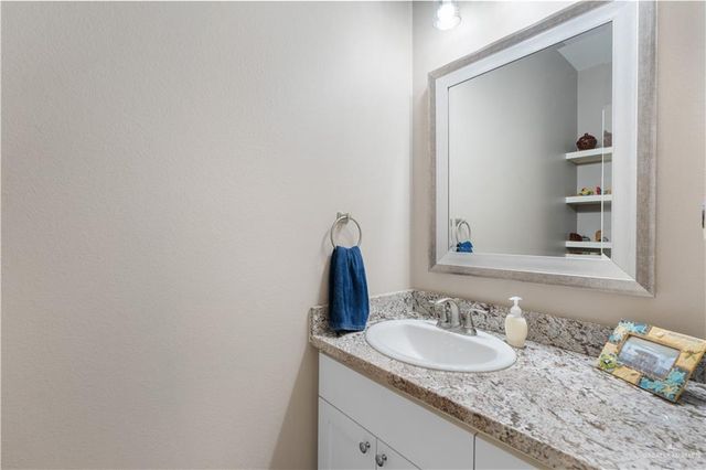 2201 Chance Drive, Edinburg, TX 78539