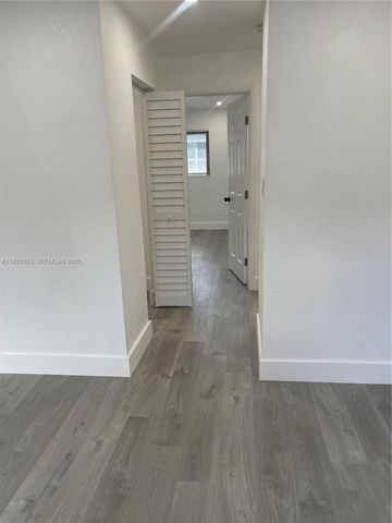 880 NW 8th Ave 1, Pompano Beach, FL 33060