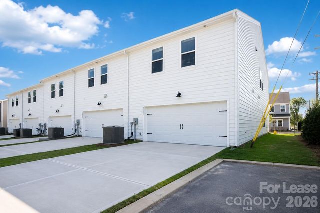 114 Ciara Place F, Mooresville, NC 28117