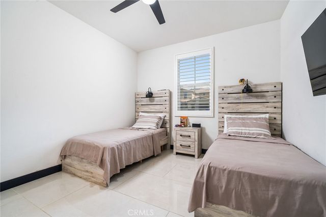 2414 Crater Avenue, Rialto, CA 92377