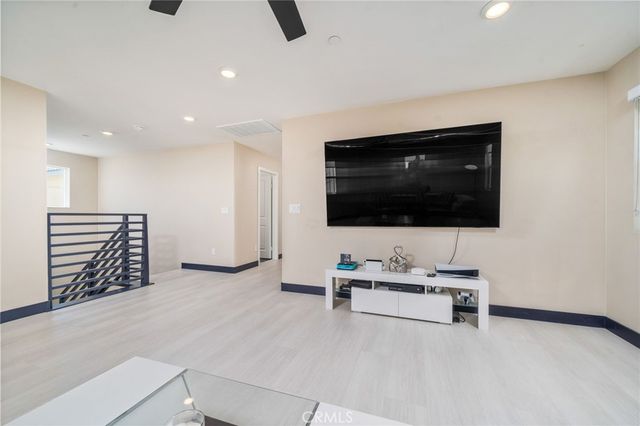 2414 Crater Avenue, Rialto, CA 92377