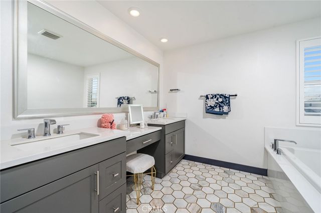 2414 Crater Avenue, Rialto, CA 92377