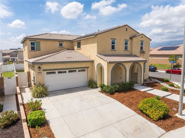 2414 Crater Avenue, Rialto, CA 92377