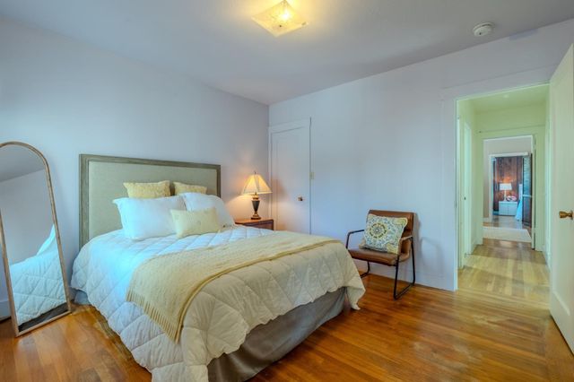 240 Santa Rosa Avenue, San Francisco, CA 94112