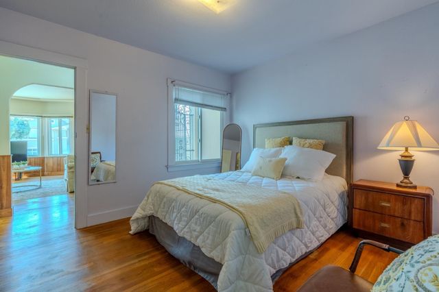 240 Santa Rosa Avenue, San Francisco, CA 94112