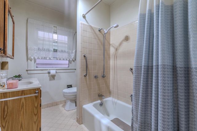 240 Santa Rosa Avenue, San Francisco, CA 94112