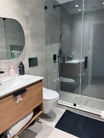 4943 SW 33rd Way, Hollywood, FL 33312