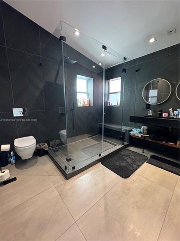 4943 SW 33rd Way, Hollywood, FL 33312