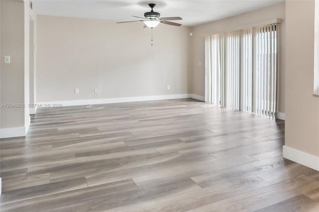 10425 SW 154th Ct 1, Miami, FL 33196
