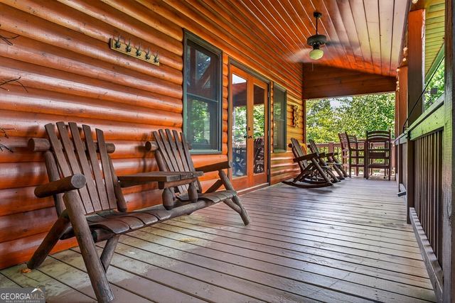 573 Weaver Creek Way, Blue Ridge, GA 30513