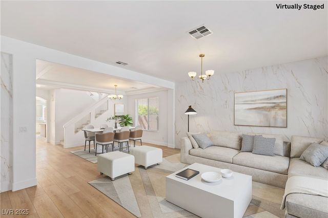 9669 Black Coyote Court, Las Vegas, NV 89139