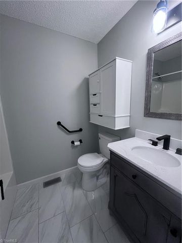 3523 Old Mountain Road, Trinity, NC 27370