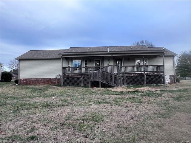 3523 Old Mountain Road, Trinity, NC 27370