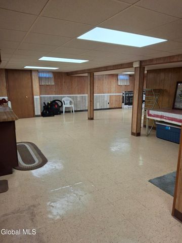 24 Juracka Parkway, Rotterdam, NY 12306