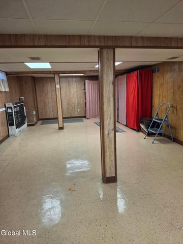 24 Juracka Parkway, Rotterdam, NY 12306