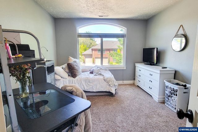 1664 Olympia Ct NW, Salem, OR 97304